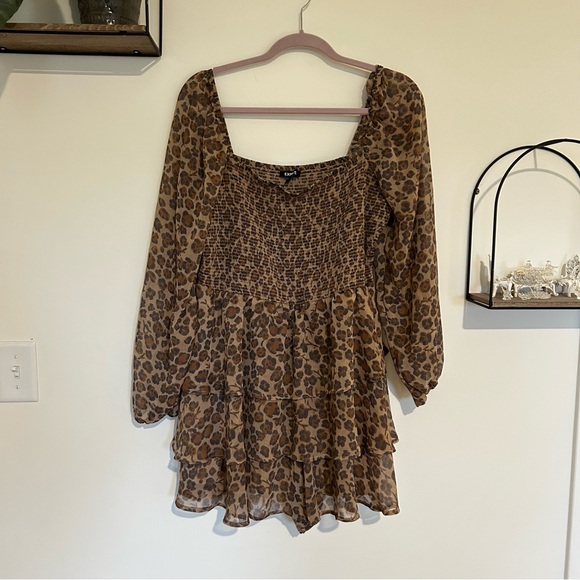 Express Leopard Print Long Sleeve Romper Size XL - Picture 1 of 8